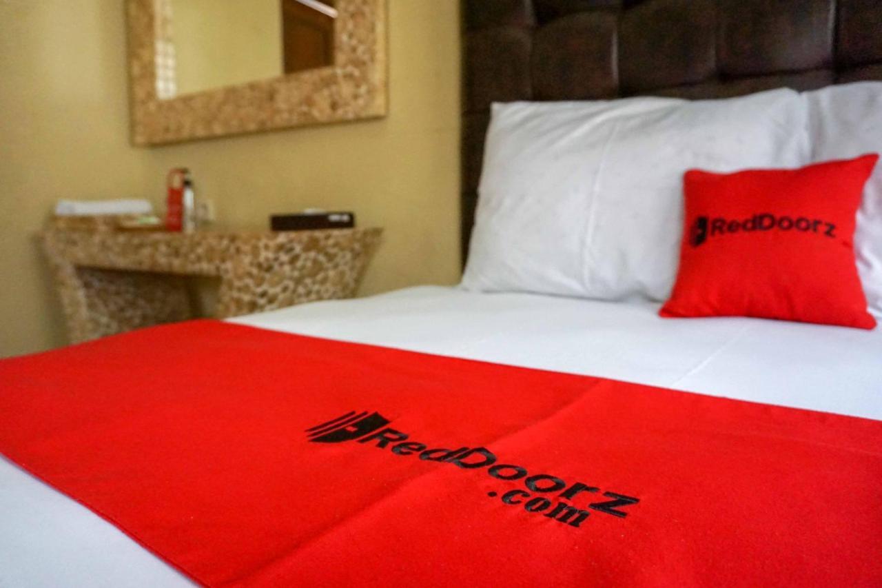 Reddoorz Resort @ 塔旺曼谷 外观 照片